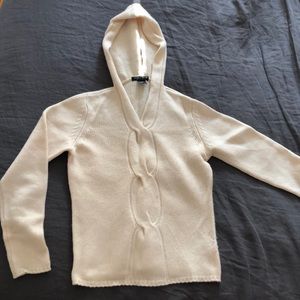 Cream cashmere hooded sweater, Mariele Waithe, M